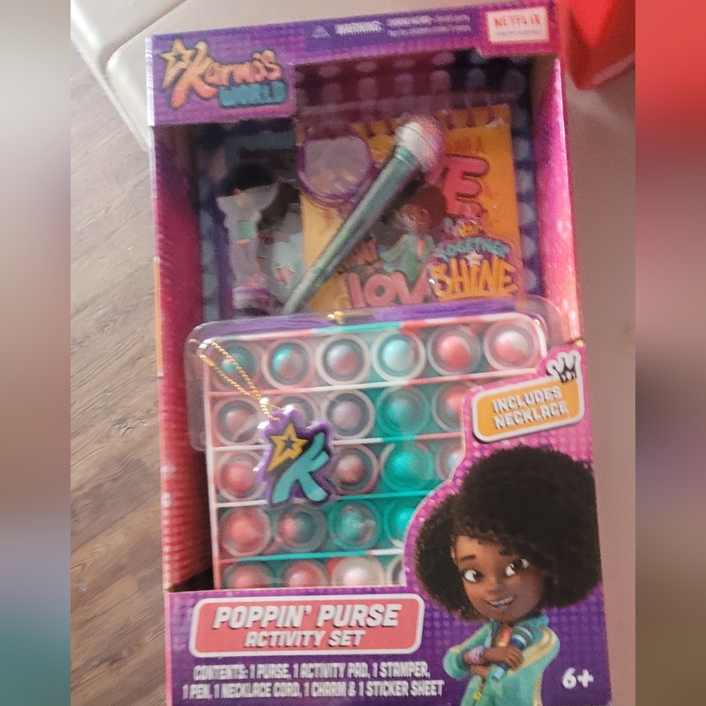 Poppin' Purse Activity Set - Multicolor